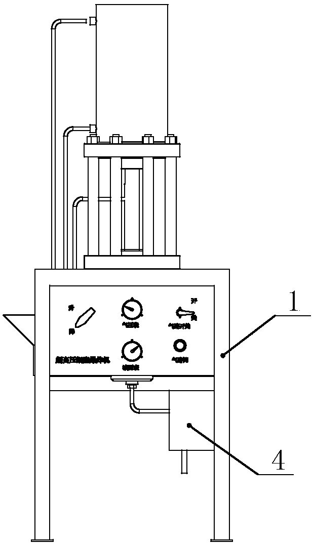 An industrial ultra-high pressure cell crushing method and a cell crushing machine