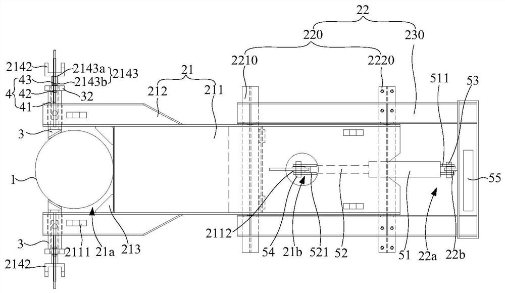 Immersed tube sinking device with adjustable distance