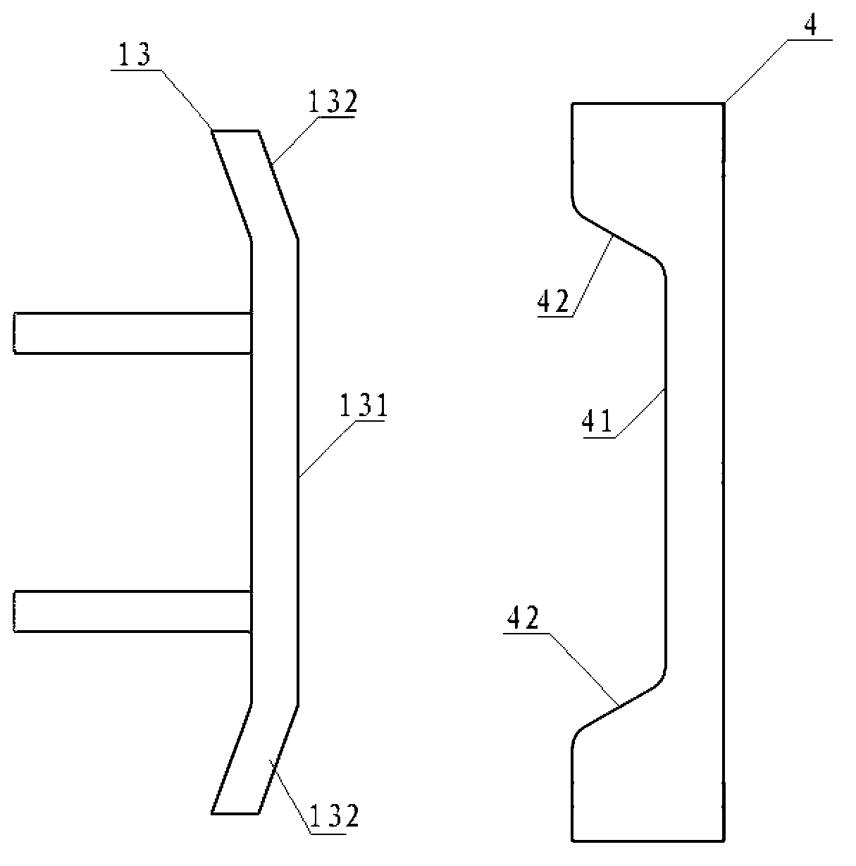 Automatic paper scrap-pressing device for combined fireworks