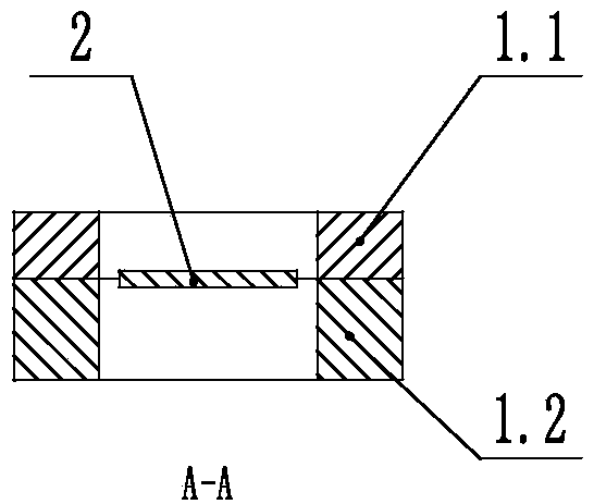 Photonic crystal damping material plate