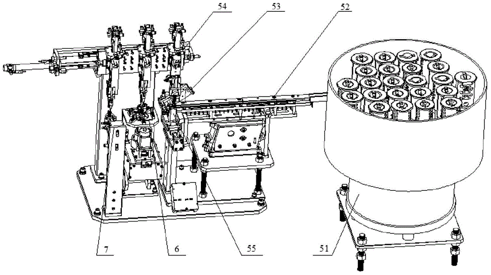 Lock cylinder cover cap riveting device and riveting method thereof