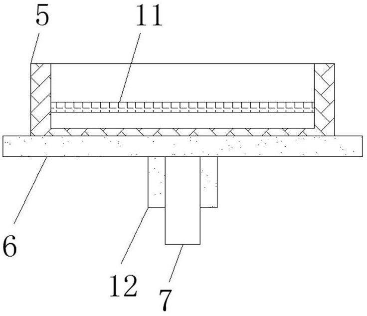 Microwave thawing device