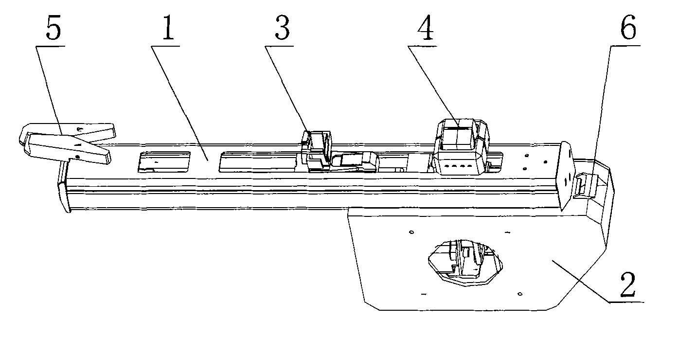 Tube and wire feeding device for intravascular intervention surgical robot