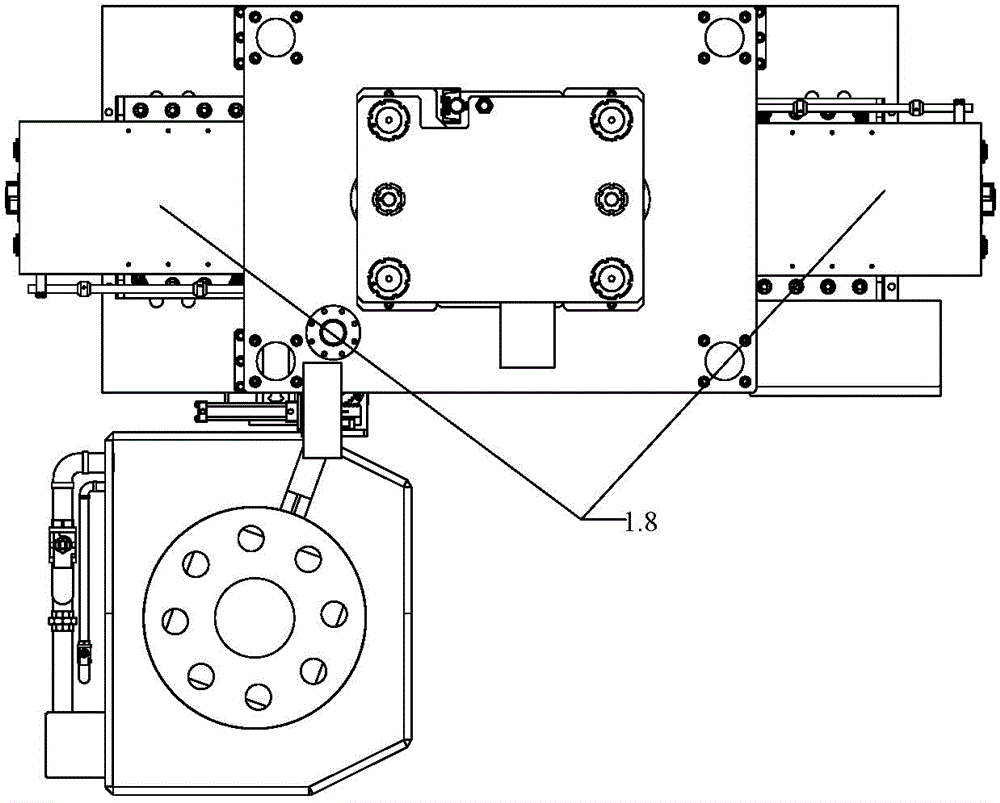 Pressurizing casting device and method for automobile hub