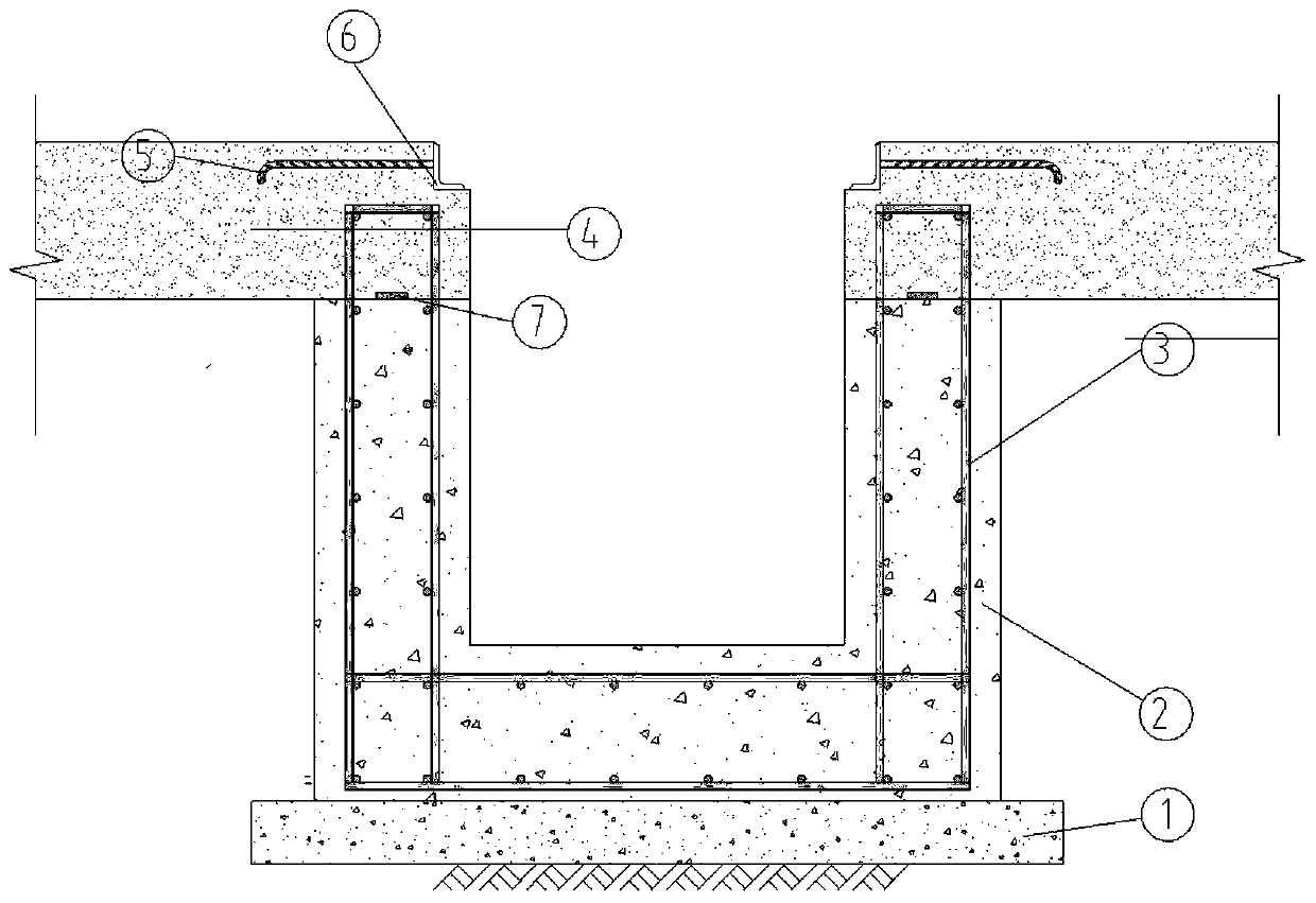 Small cable trench and construction method thereof