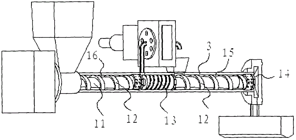 Plastic extruding machine with intermediate filter