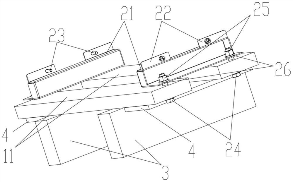 Transportation base of integrated cabinet air conditioner