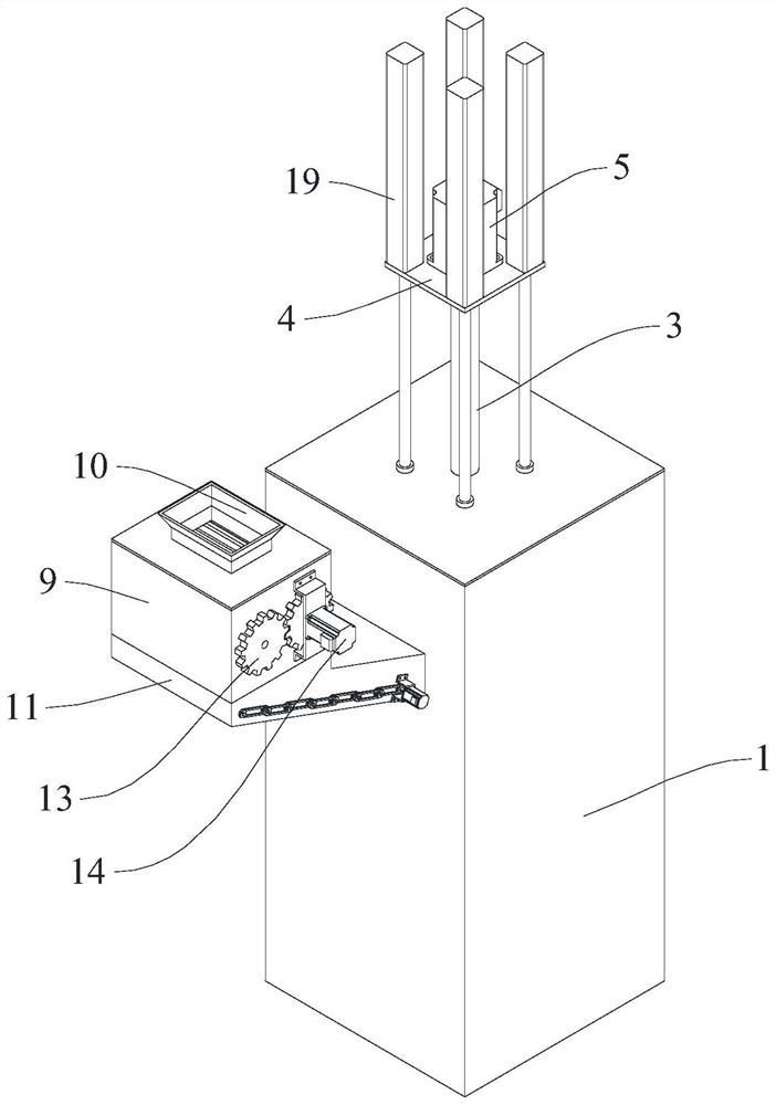 Raw material grinding device for toothpaste production