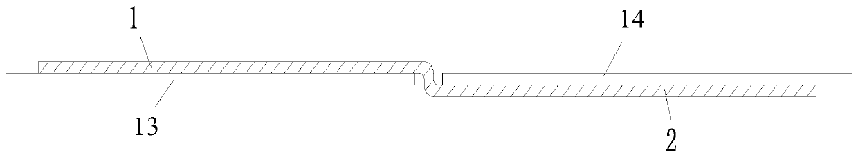 A structured high-gain reflective ribbon for solar cells