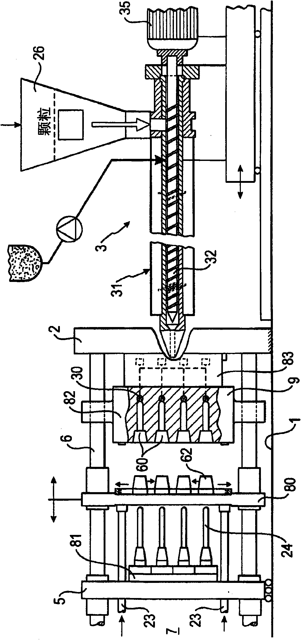 Compression injection moulding method and device for preforms