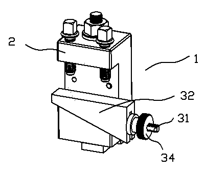 Auxiliary clamp of milling machine