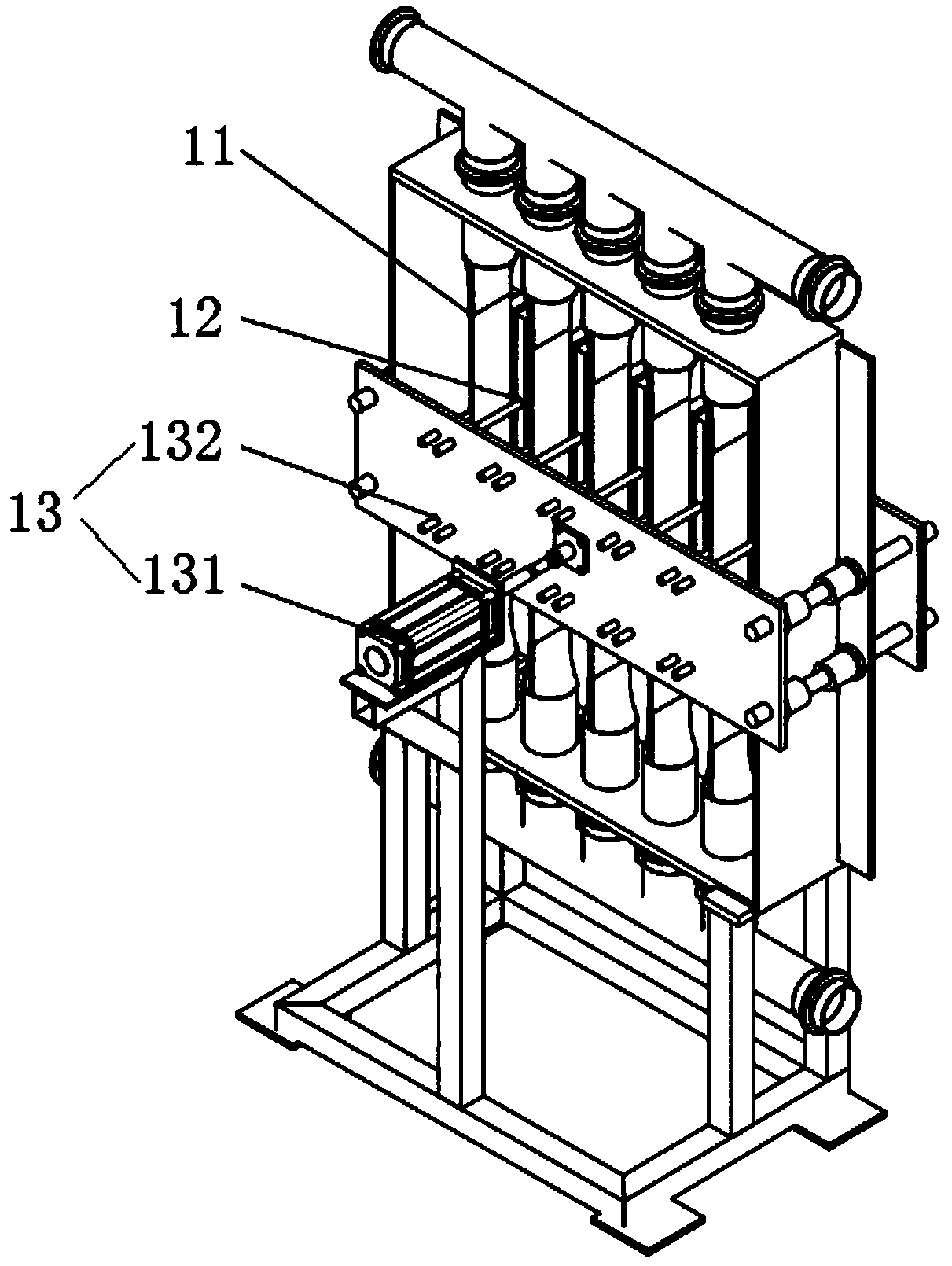 Iron removal device and iron removal equipment with the same