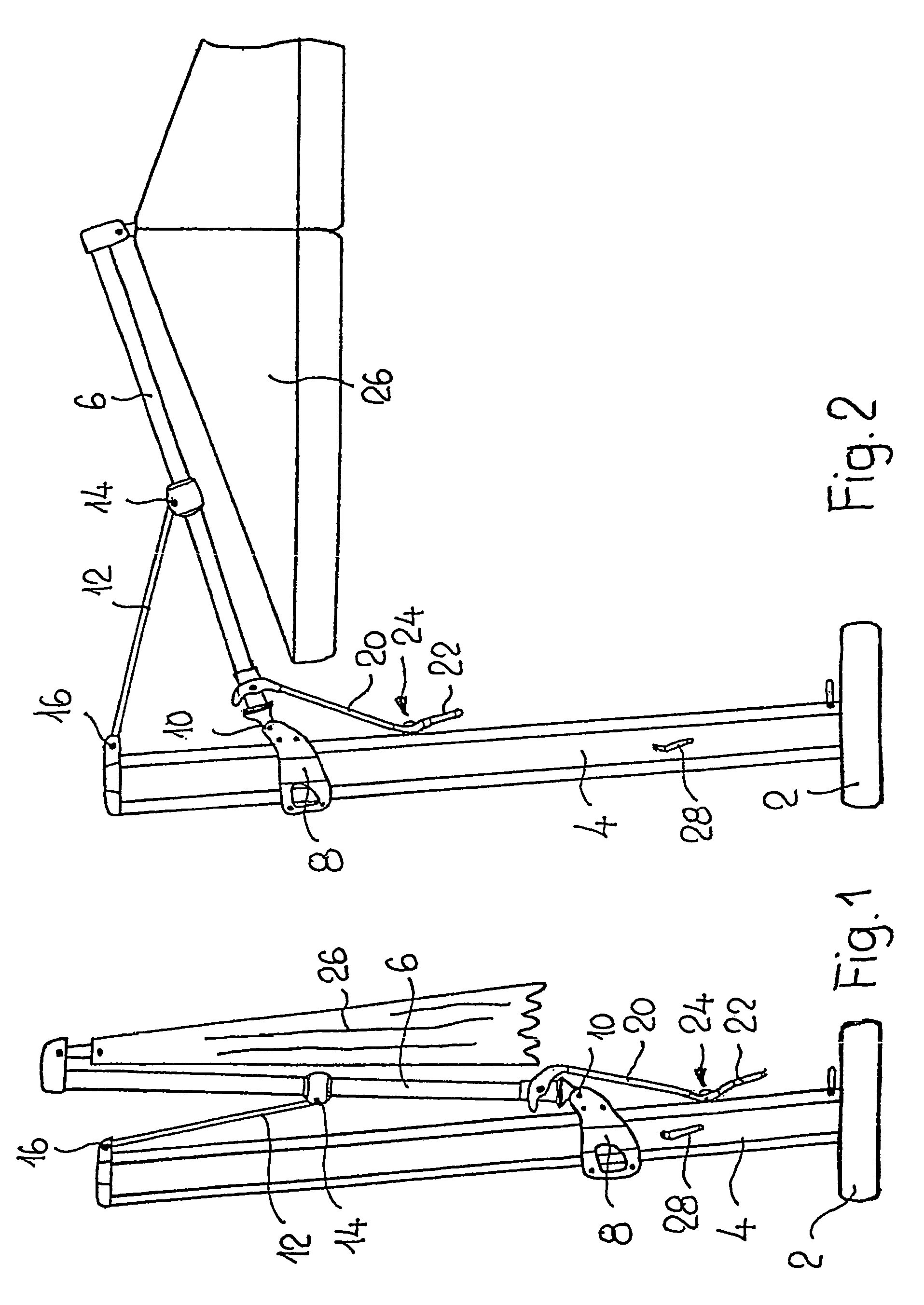 Extension arm for a free arm parasol, pivotably arranged on a carrier