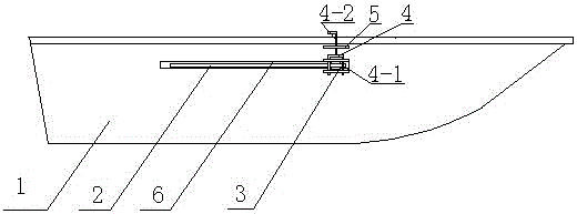 Anti-rollover device for ship and wing plate retracting and spreading device for anti-rollover device