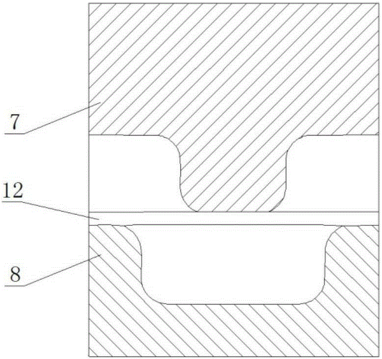 Super-plastic forming device and process of metal bipolar plate for proton exchange membrane fuel cell