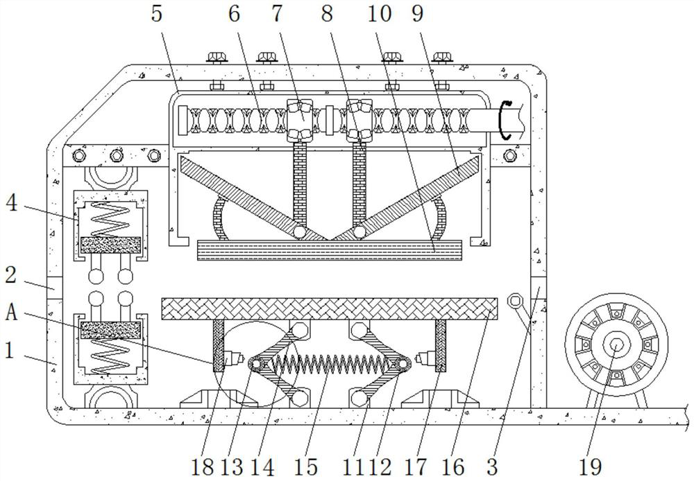 Intermittent ironing and winding device capable of avoiding insufficient ironing and achieving automatic flattening