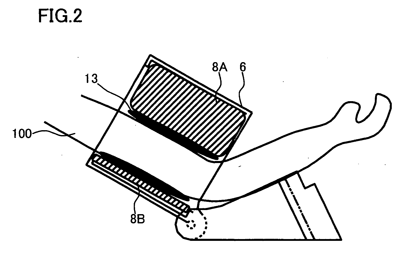 Blood Pressure Measuring Apparatus Enabling Accurate Blood Pressure Measurement