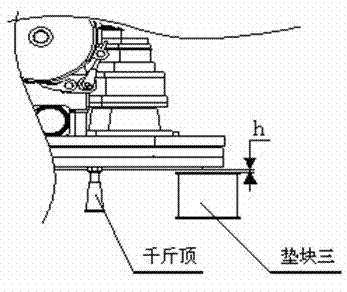 Method for controlling deformation of principal welding seam of ship crane