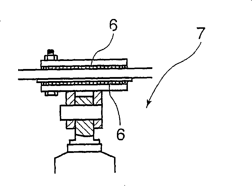 Rotary hearth furnace and screw rod for discharging reduced iron