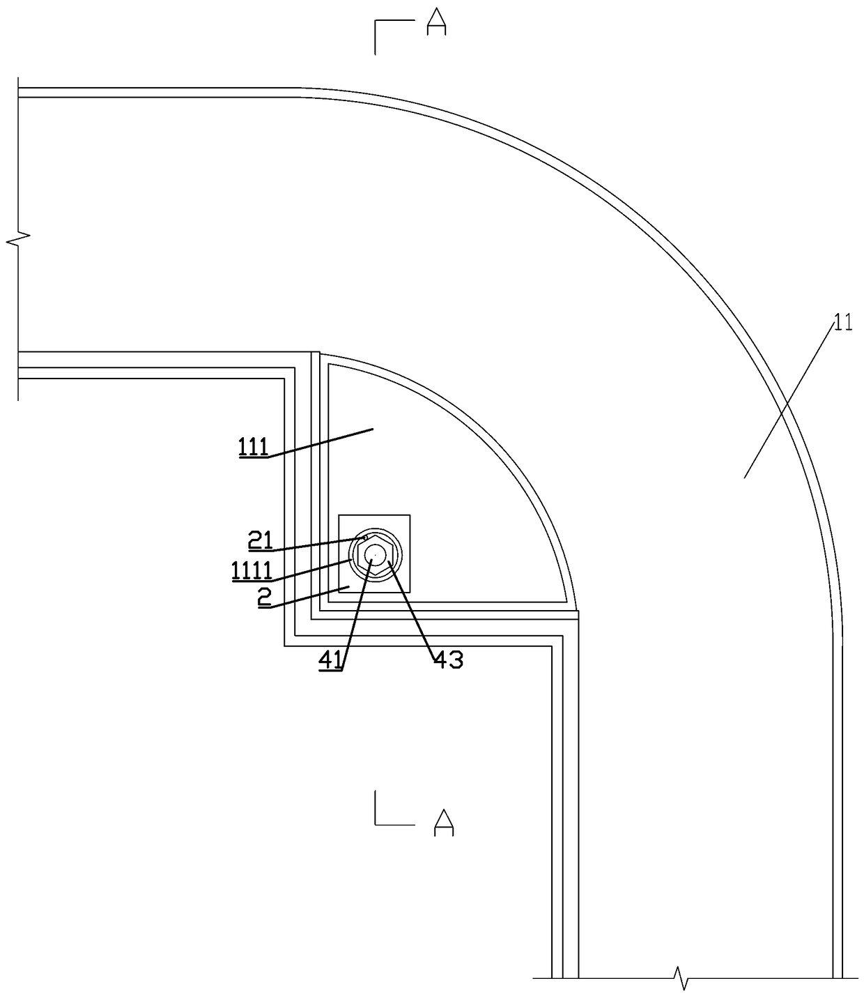 Multi-opening multi-pipe-section large-section tunnel, construction method, pipe section connection structure and connection method