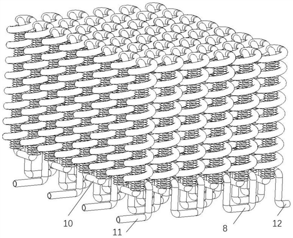 Spiral floating evaporator with natural vibration function