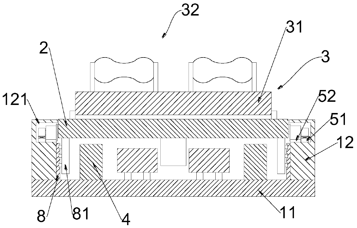 Massaging device