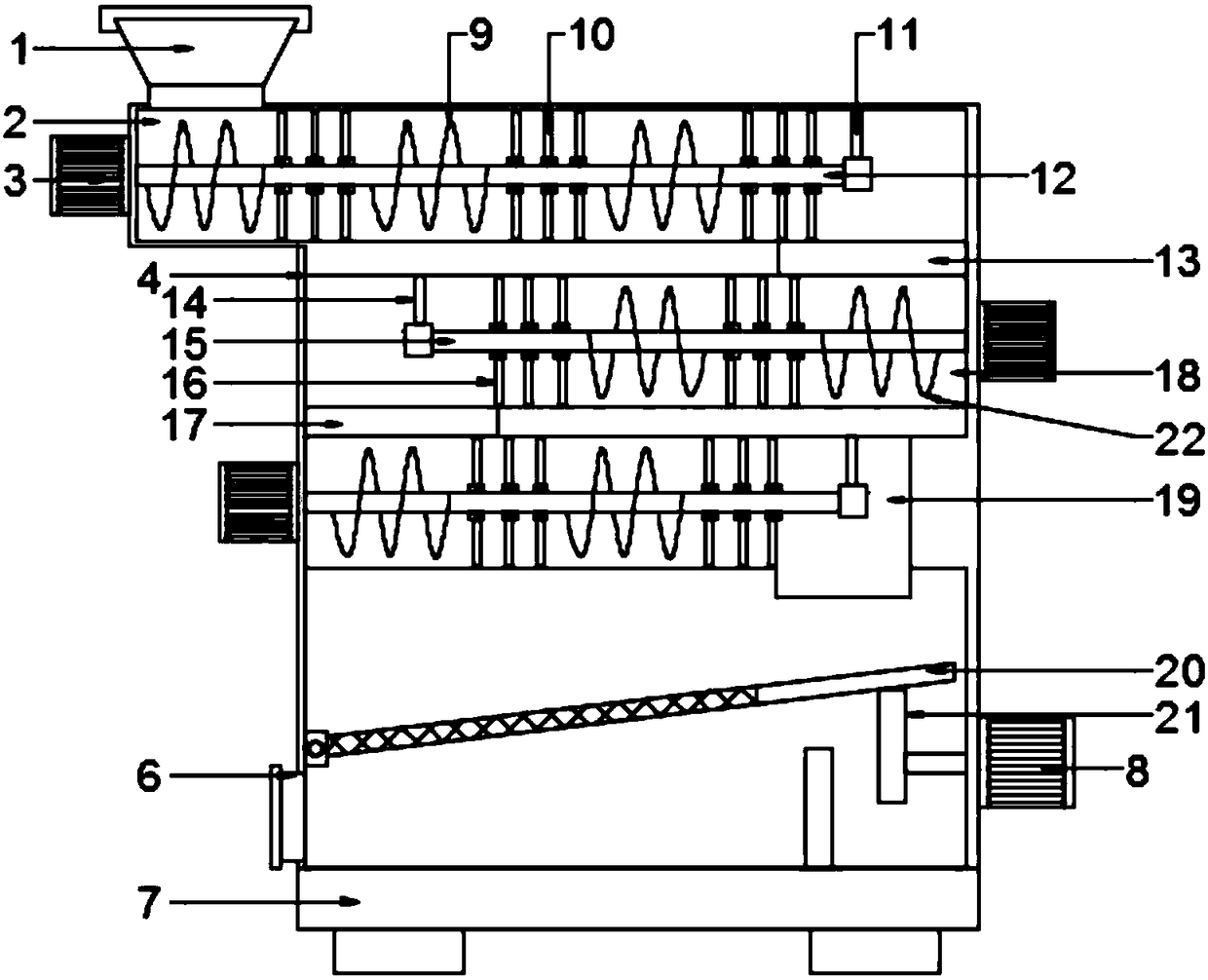 Continuous smashing device for forage grass in animal husbandry