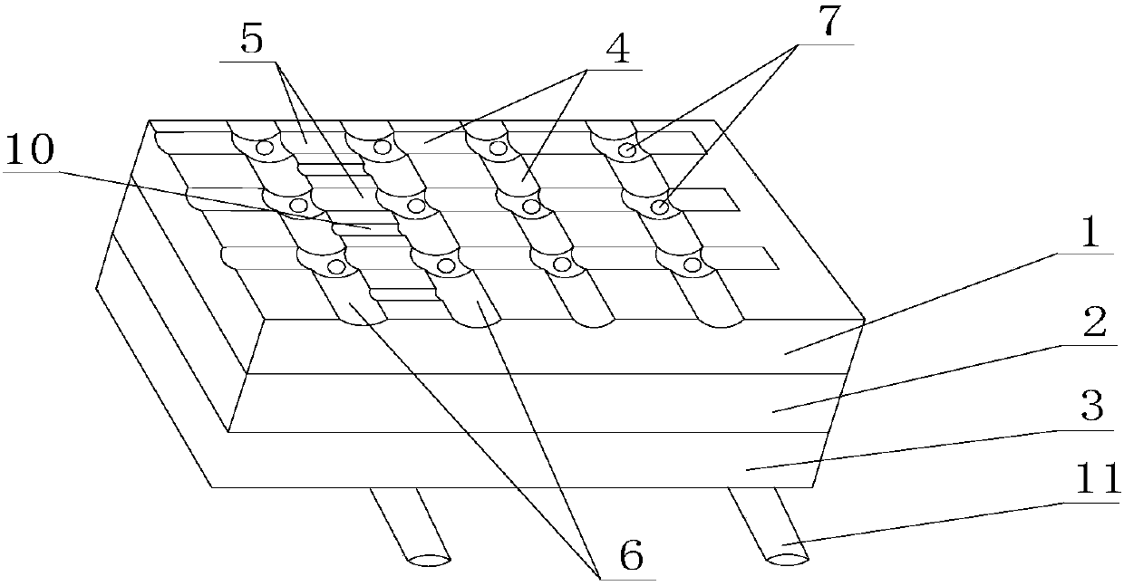 Device for reducing pressure of photovoltaic module in rain and snow weather