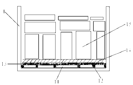 Charging method in monocrystalline silicon ingot casting, and monocrystalline silicon ingot casting method