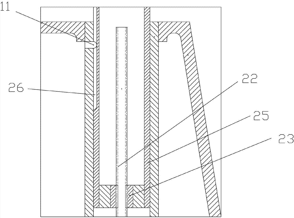 Quadratic-element manipulator with small machine table