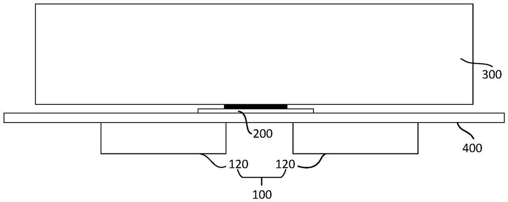 Multi-phase staggered voltage-reduction power supply and electronic equipment