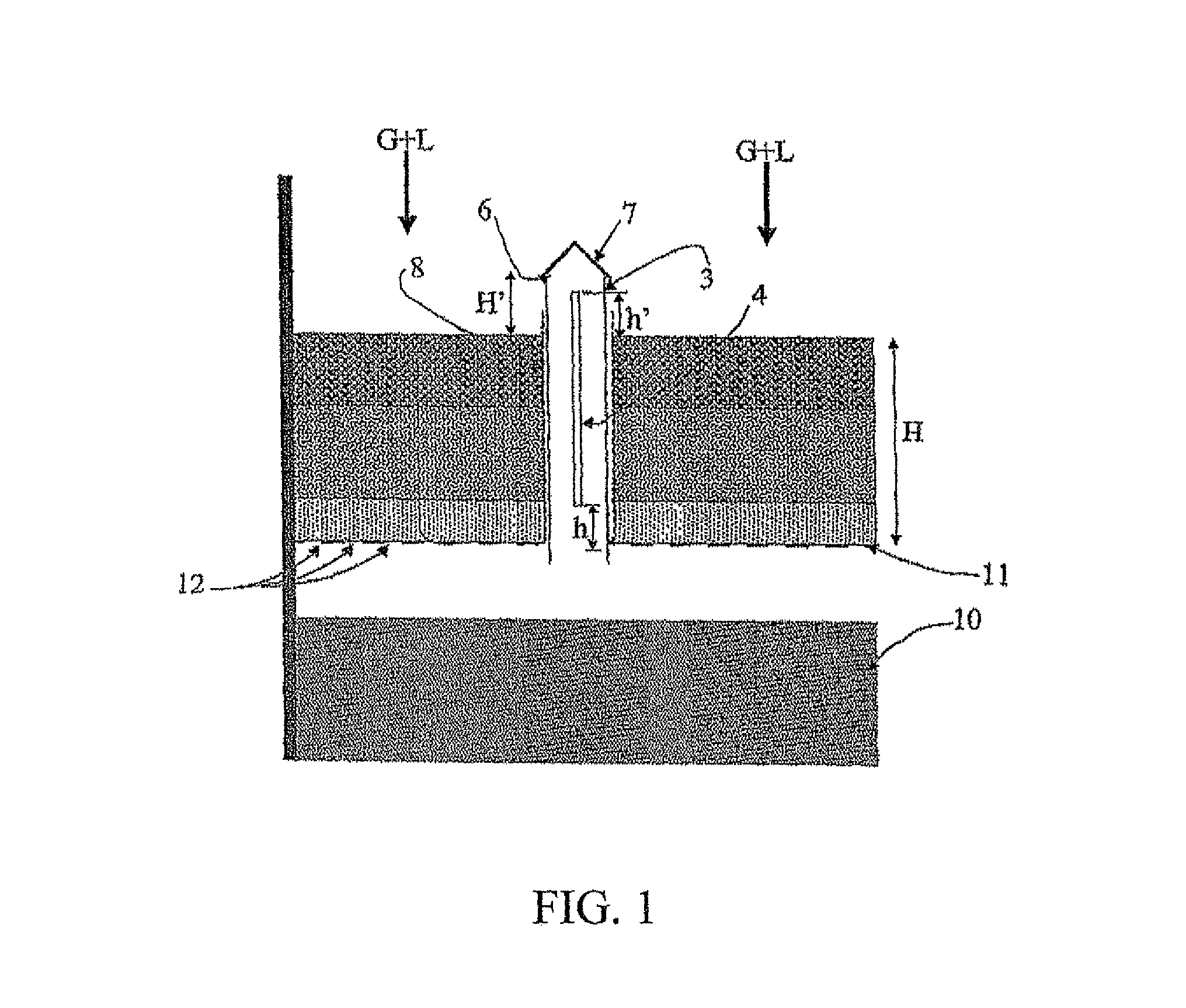 Filtration tray for fixed bed reactor with a co-current down-flow of gas and liquid