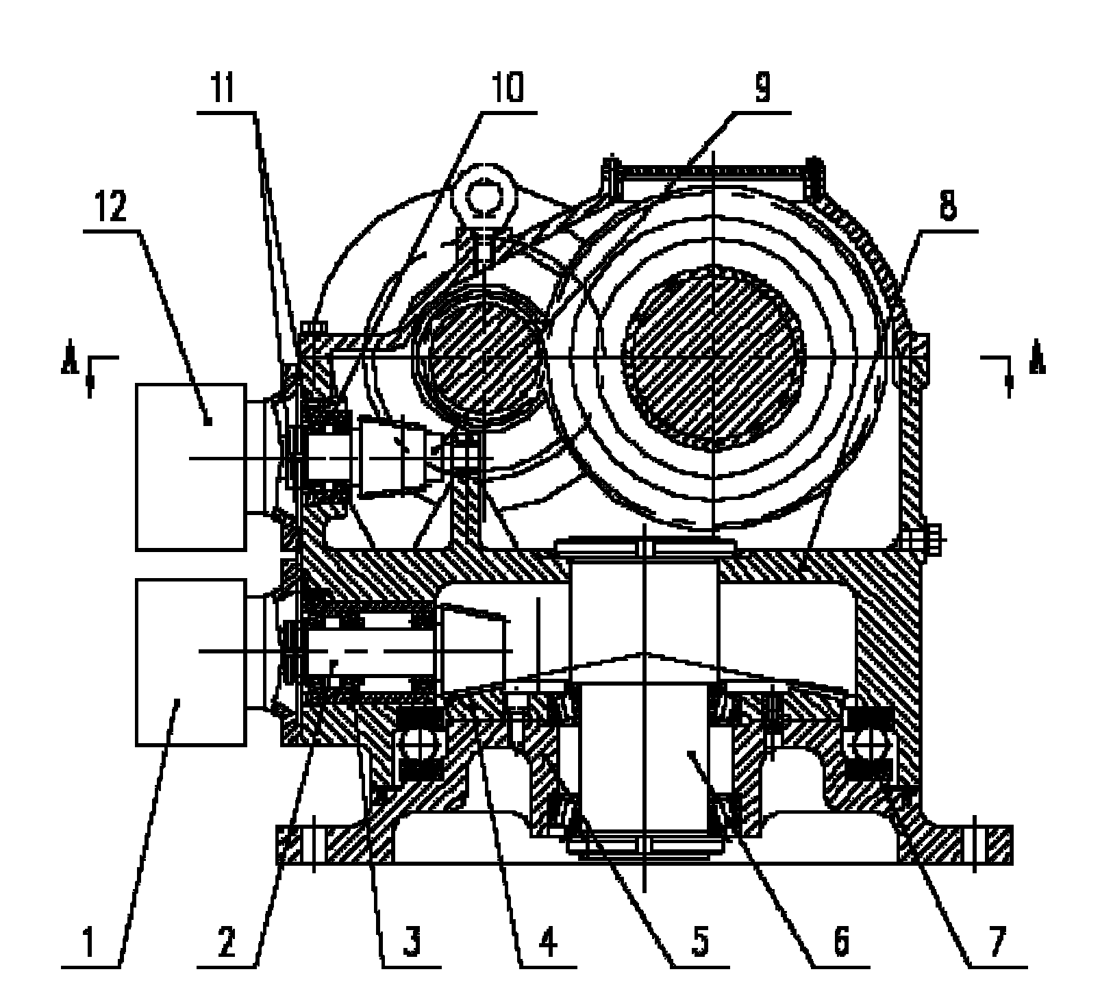 Solar heliostat driving device