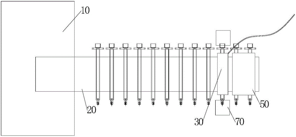 Code spraying device and code spraying method