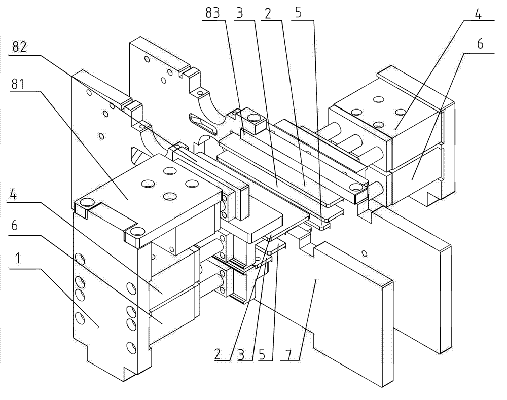 Laminating mechanism of storage battery electrode plate packing machine