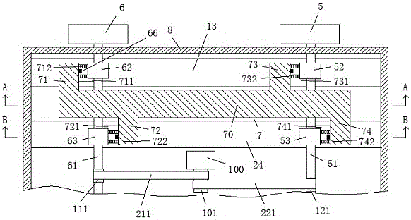 Welding tractor used for continuous welding process and capable of increasing friction