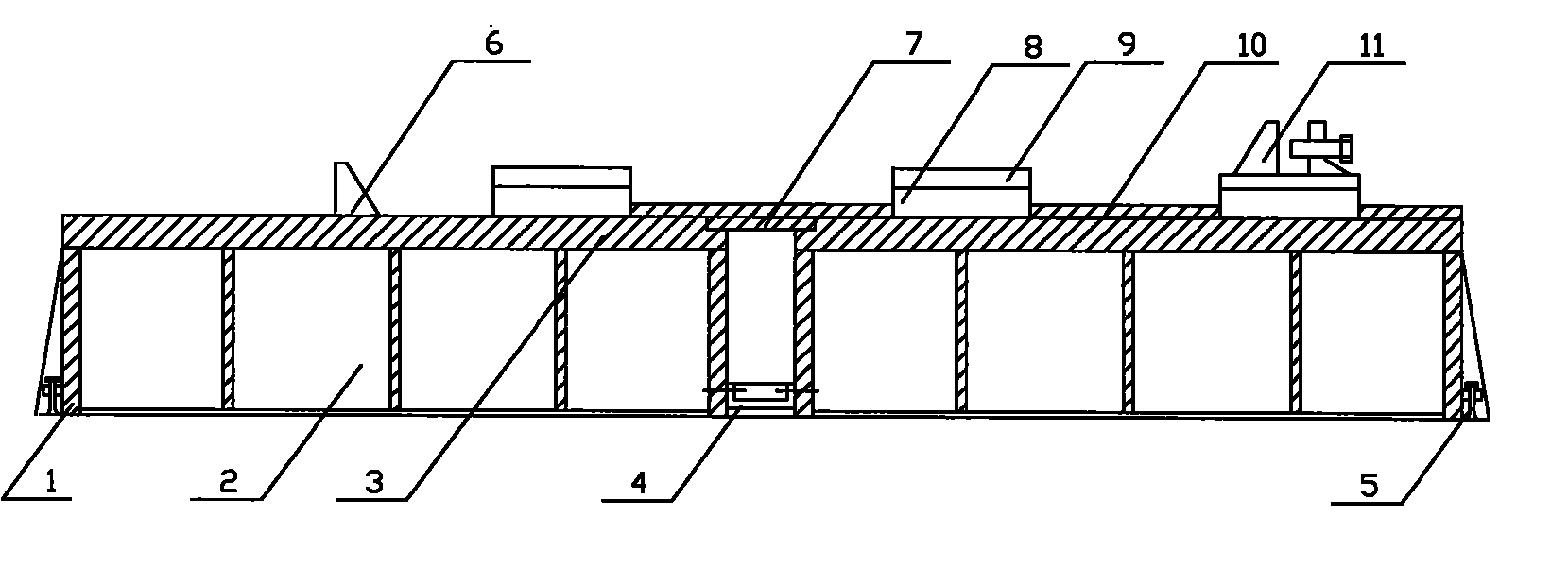 Welding and assembling platform of nuclear power station reactor cavity water gate