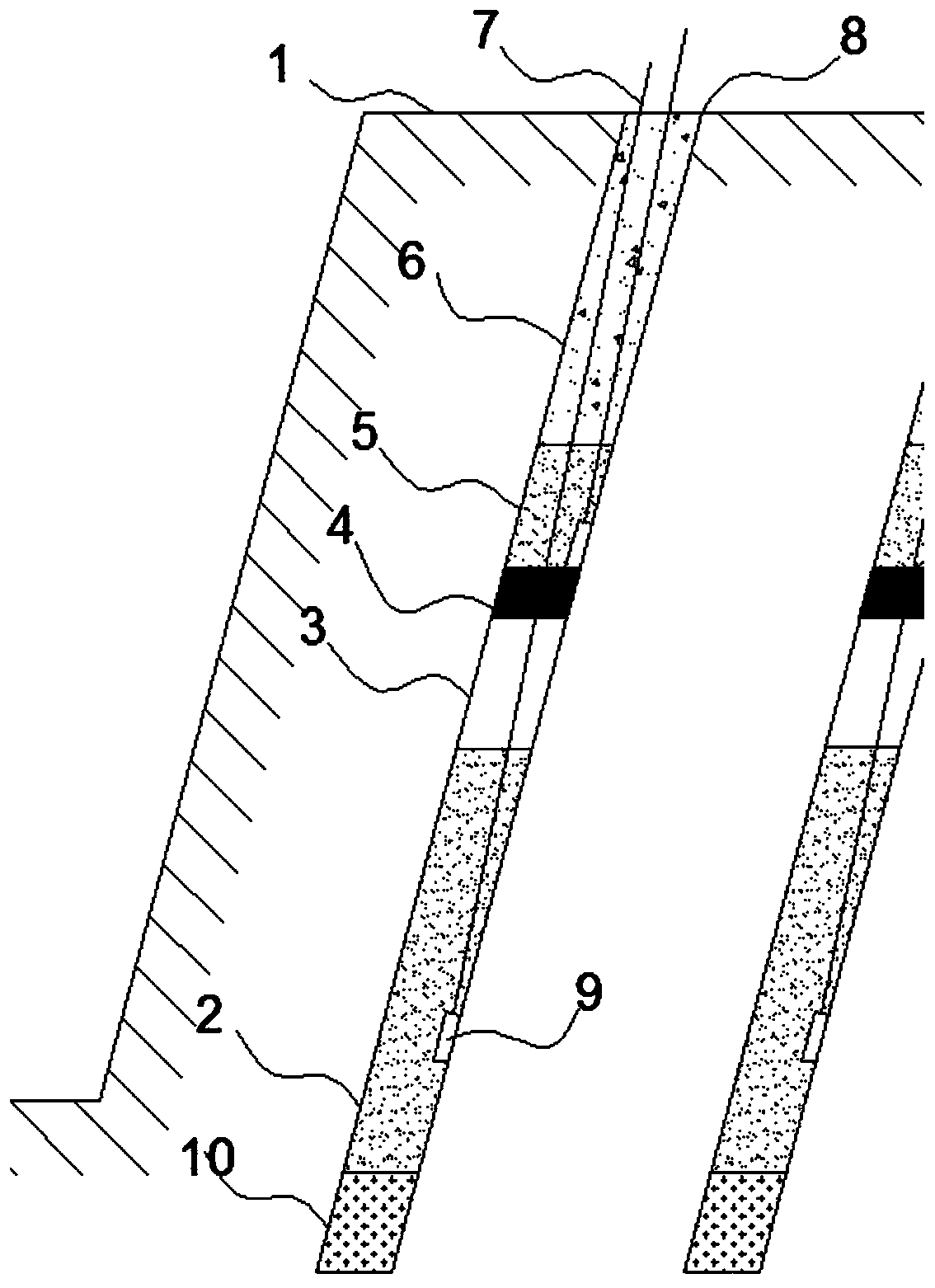 Energy-saving and efficient explosive filling method and structure in blast construction