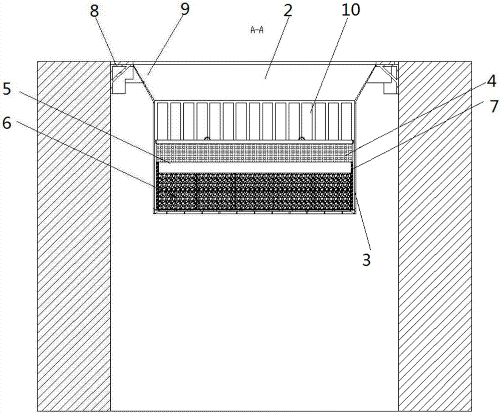 Filtering sewage intercepting basket of gutter inlet and application method