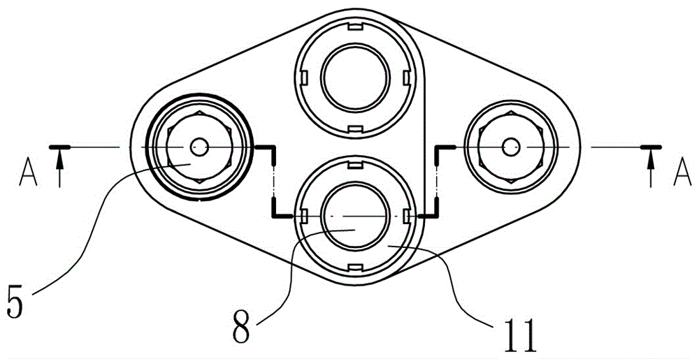 A floating bolt tightening device