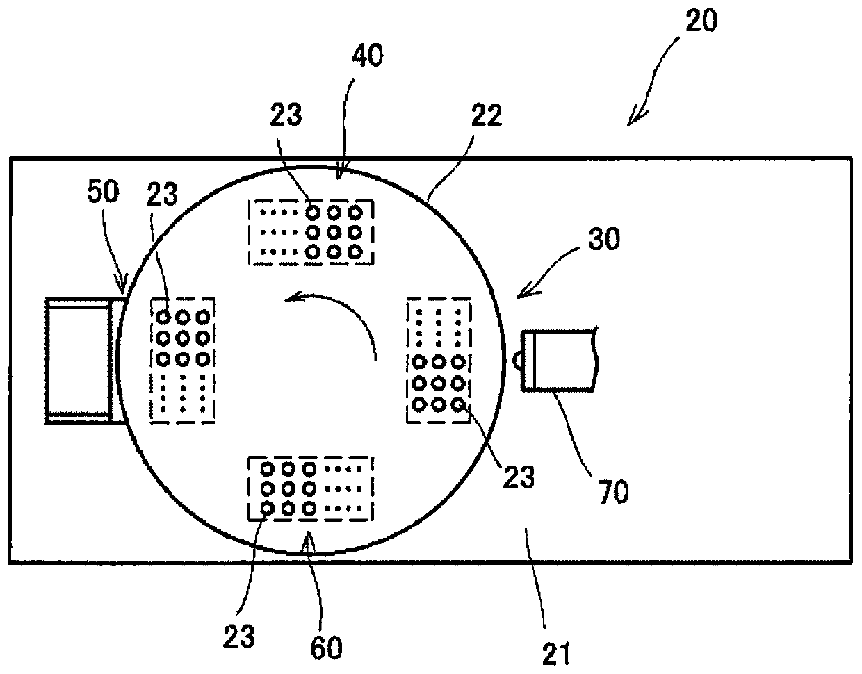 Blow molding apparatus and blow molding method