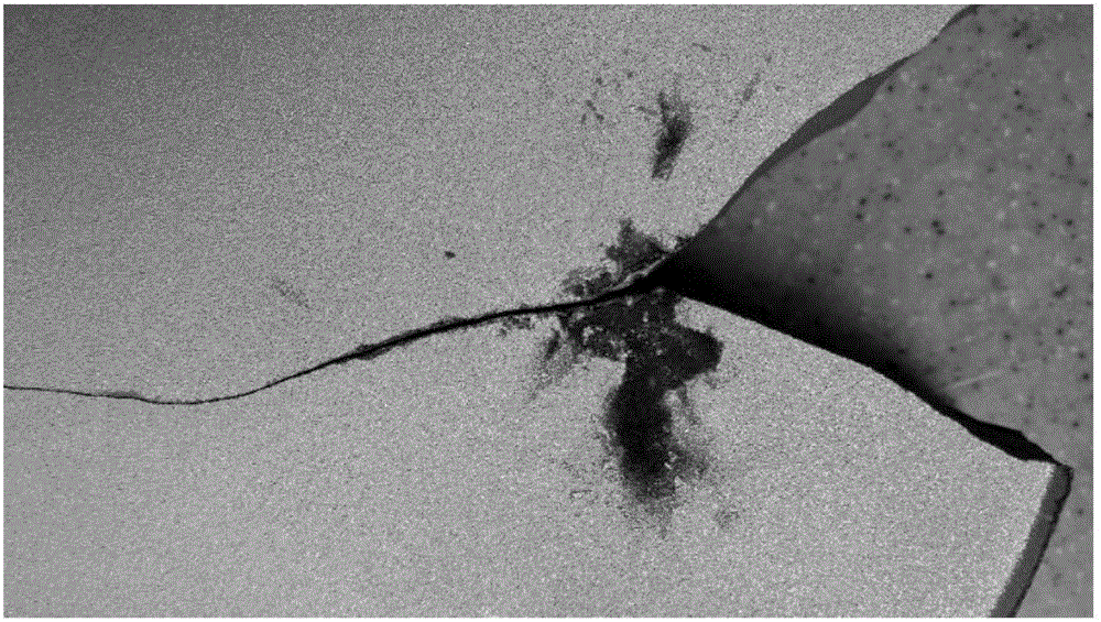 Preparation method of high-gradient zinc oxide piezoresistor high-resistance layer with high through-flow capacity