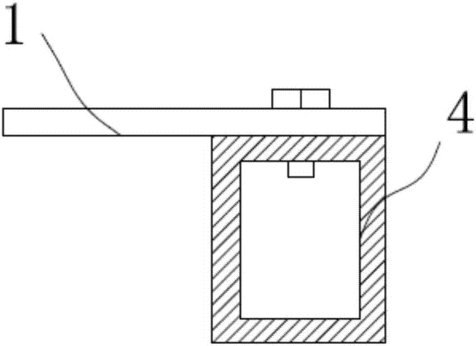 Radar radome and preparation method thereof