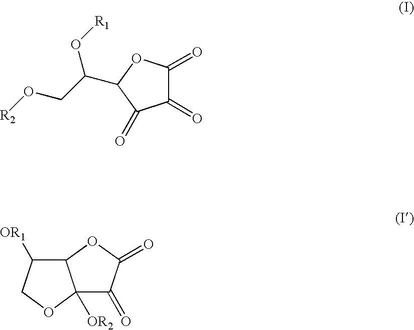 Self-tanning agents and dehydroascorbic acid or a monomeric, polymeric or isomeric derivative thereof for artifically coloring the skin