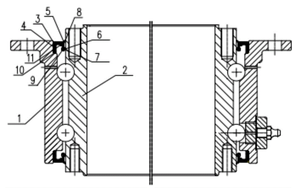 Oil seal and pivoting support employing same