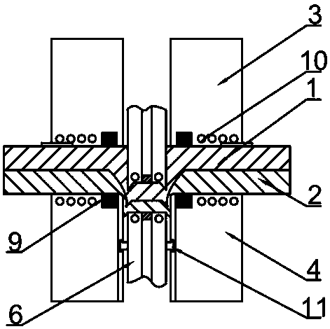 Device and method for clinching martensitic steel plate