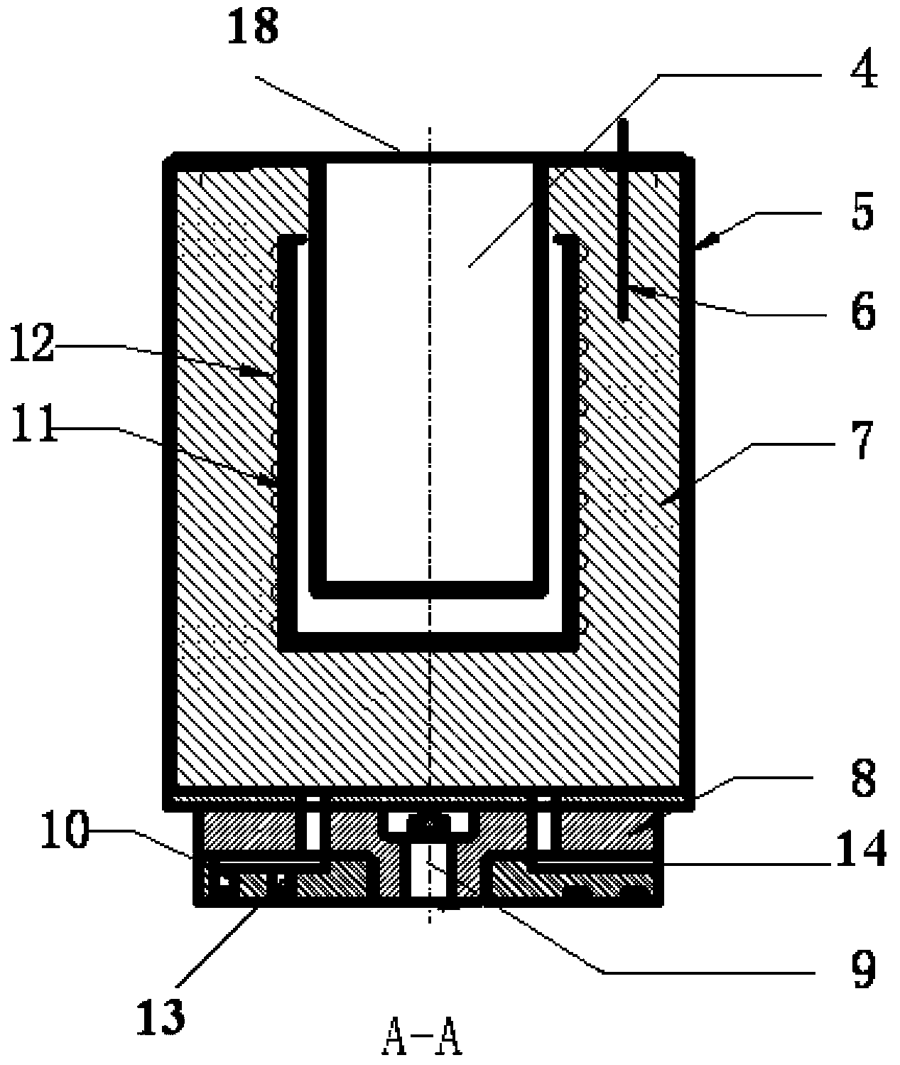 Vacuum-induction centrifugal casting device and titanium alloy casting method