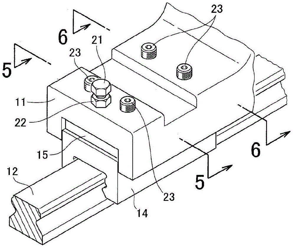 Movable plate for injection molding apparatus