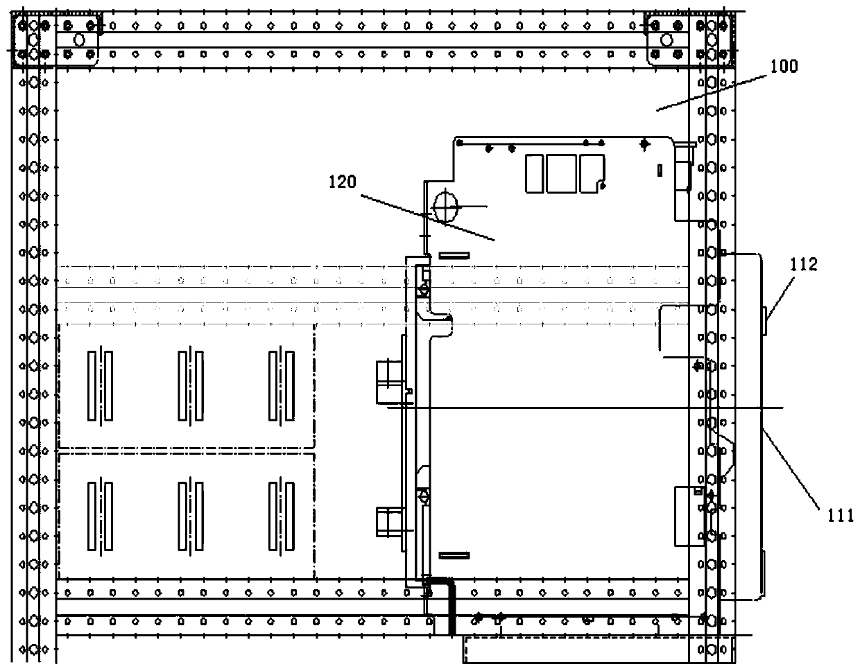 Locking structure shared by box-type transformer substation low-voltage incoming line switch and power generation vehicle chamber and locking method of locking structure