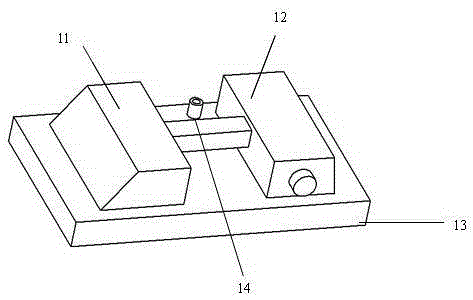 A split-type vacuum electrostatic trace extractor and its application method